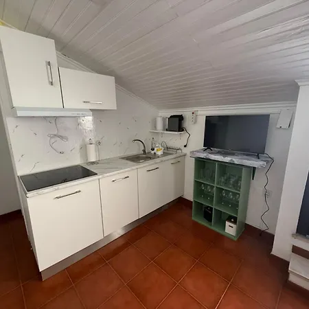 Πανσιόν Santa Catarina A - Your Refuge In The Heart Of